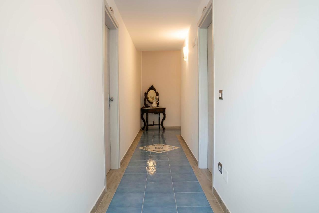 B&B La Rosa Dei Venti ซาปรี ภายนอก รูปภาพ